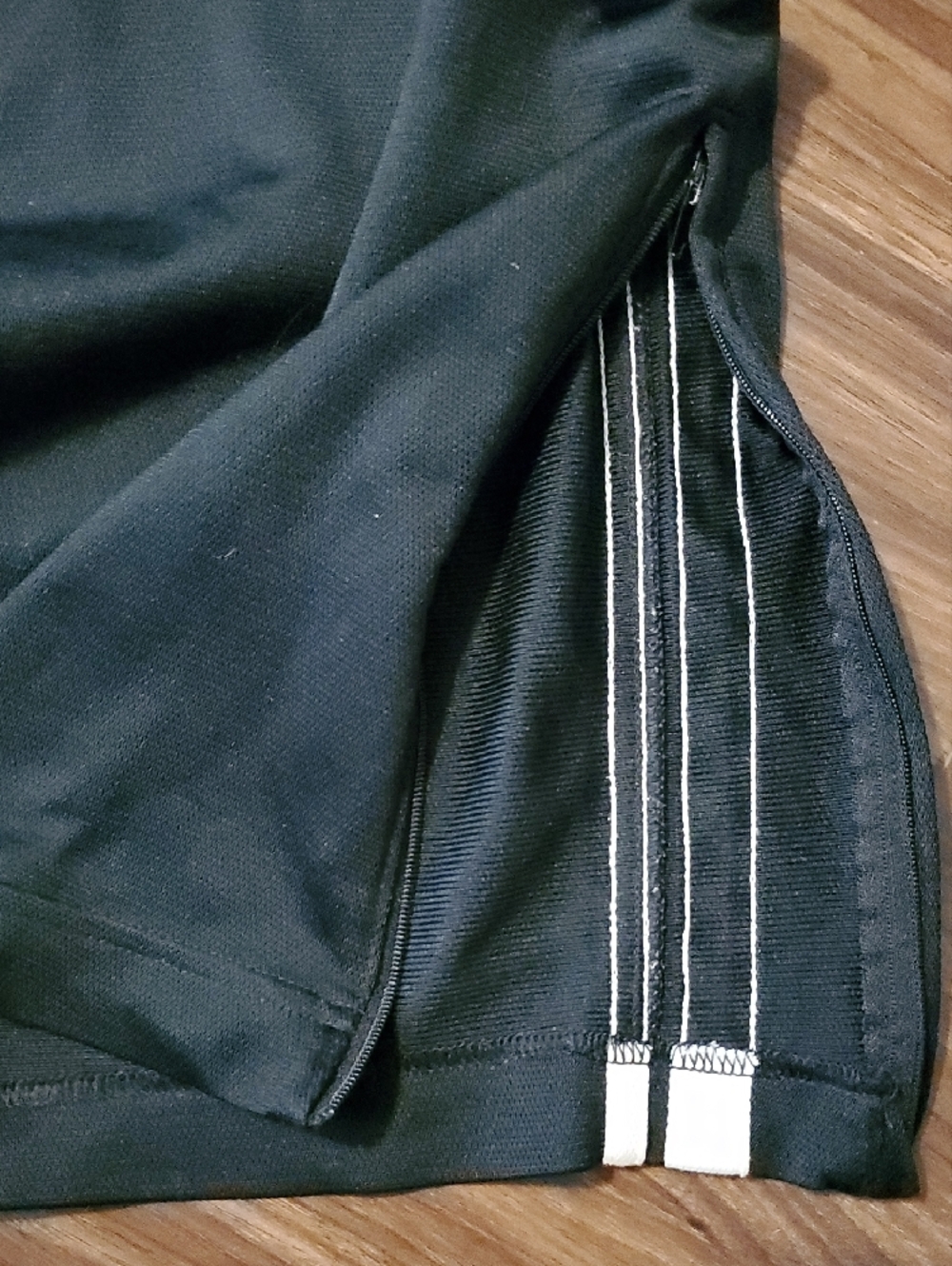 Nike Black Joggers with White Side Stripes - Picture 7 of 9